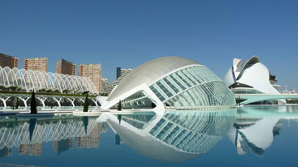 Город искусств и знаний в Валенсии